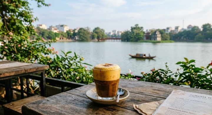 hanoi-old-quarter-egg-coffee