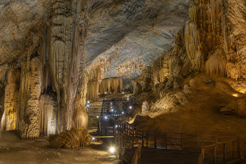 phong nha paradise cave